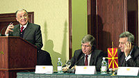 598-0611-2.jpg